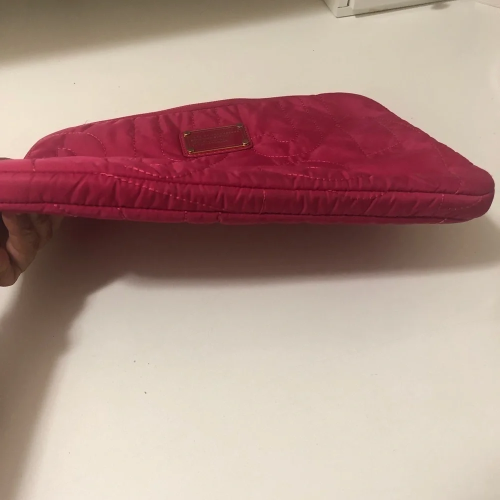 Marc Jacobs tablets or laptop case